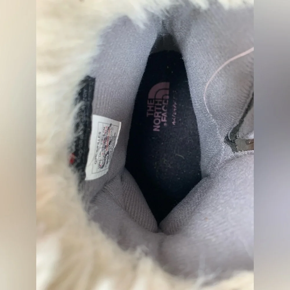 The North Face Size 4 Big Girl Greenland Heatseeker Winter Snow Boots